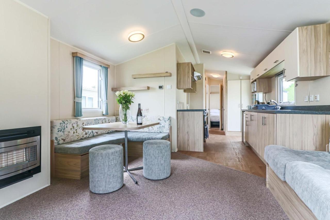 8 Berth, 3 Bedroom Holiday Home - Thorpe Park Cleethorpes Zewnętrze zdjęcie